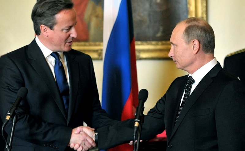 Кэмерон призывает РФ к диалогу по Сирии