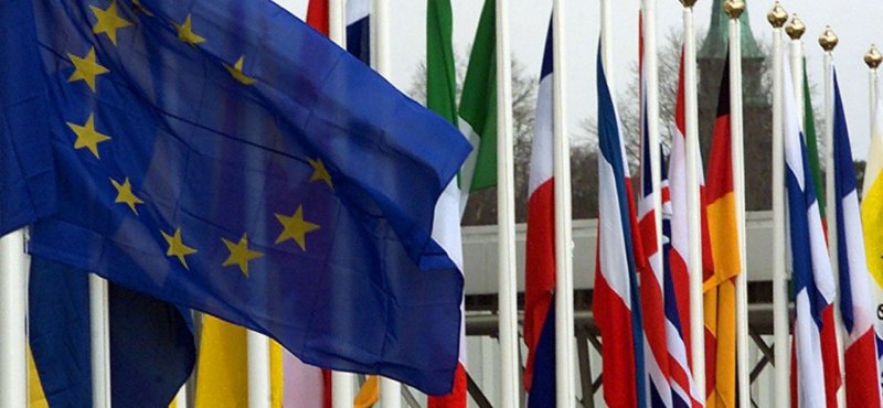 Италия призывает ЕС не допустить коллапса с безвизовым режимом