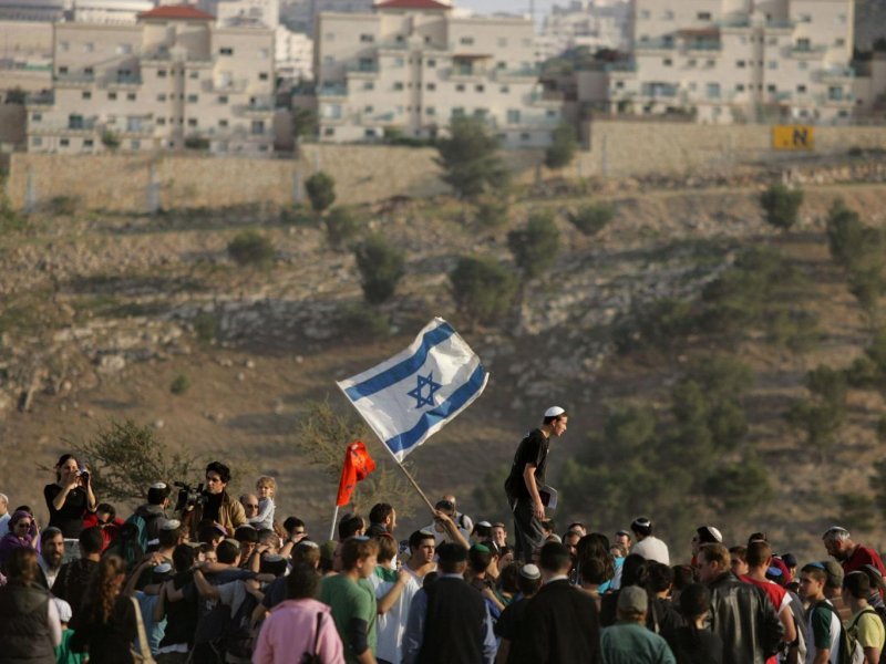 В дополнение к 2500, объявленным на прошлой неделе, Израиль утверждает еще 3000 новых домов для поселенцев