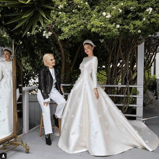 Бракосочетание Миранды Керр: красавица вышла замуж в платье Dior