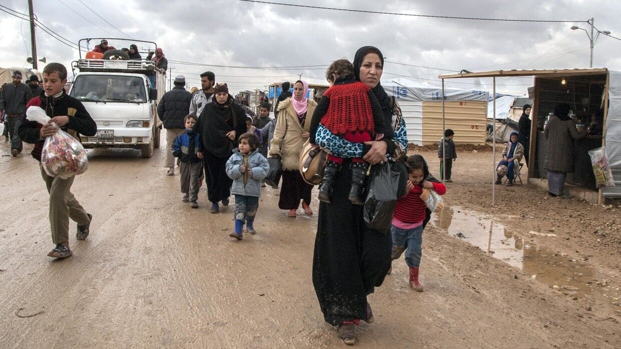 Местные жители выгнали сирийских беженцев из лагеря в Ливане