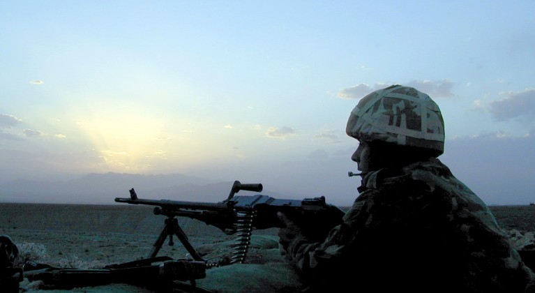 Министр обороны Великобритании: Если талибы начнут укрывать террористов Аль-Каиды, мы можем вернуться в Афганистан