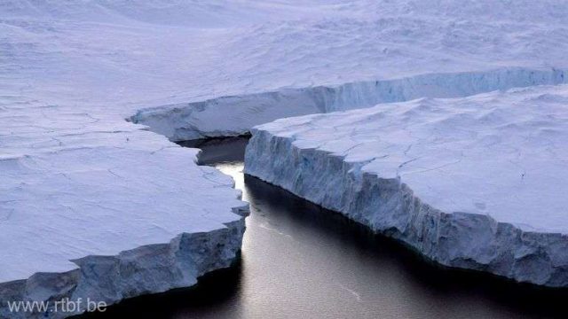 Поверхность антарктического ледяного щита еще никогда не уменьшалась так сильно, свидетельствуют спутниковые данные