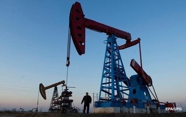 ЕК предлагает установить предел цены на российскую нефть на уровне $60 - СМИ