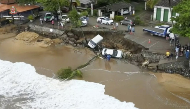 В результате наводнений и оползней в Бразилии погибли 40 человек