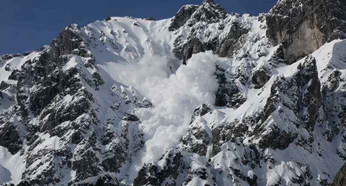 В результате схода лавины в Норвегии погибли четыре человека, в том числе иностранный турист