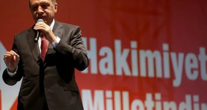 Власти разрешили Эрдогану претендовать на очередной президентский срок