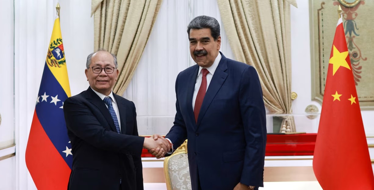 США захватили Мадуро в Каракасе: Китай лишился ключевого союзника в Латинской Америке и заговорил о «тайваньском сценарии»